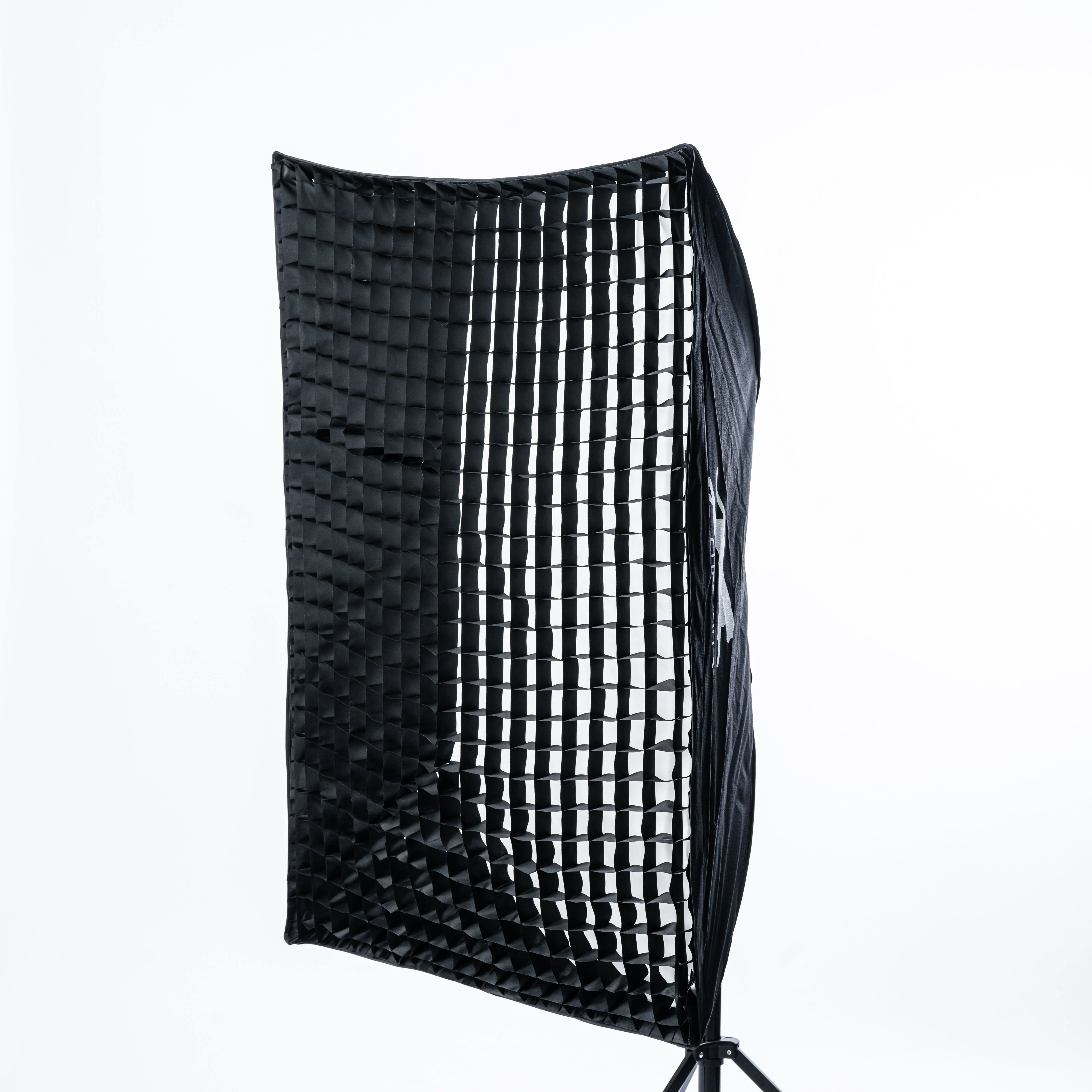 Cheetah Stand Window 32x48 Window Quick Softbox - Image 10